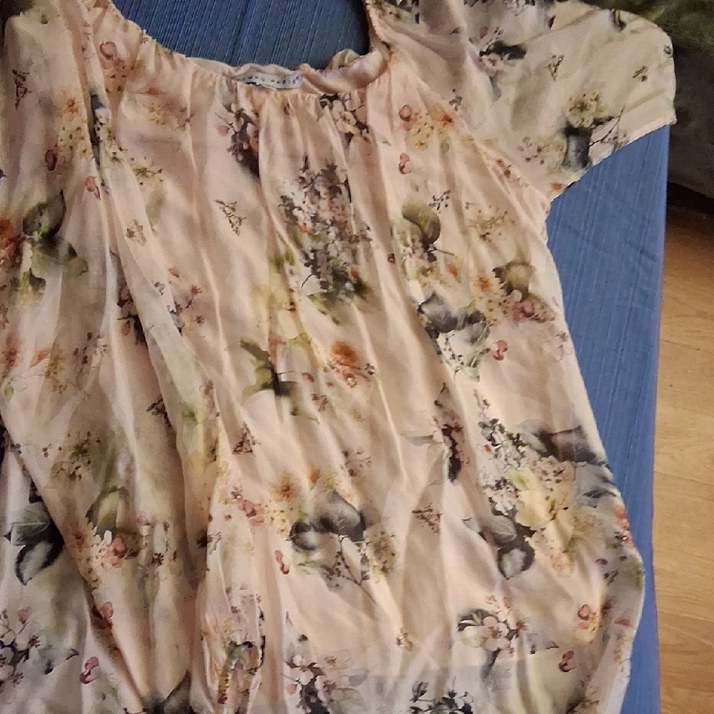 Tempo Paris Floral Blouse in Soft Pastels